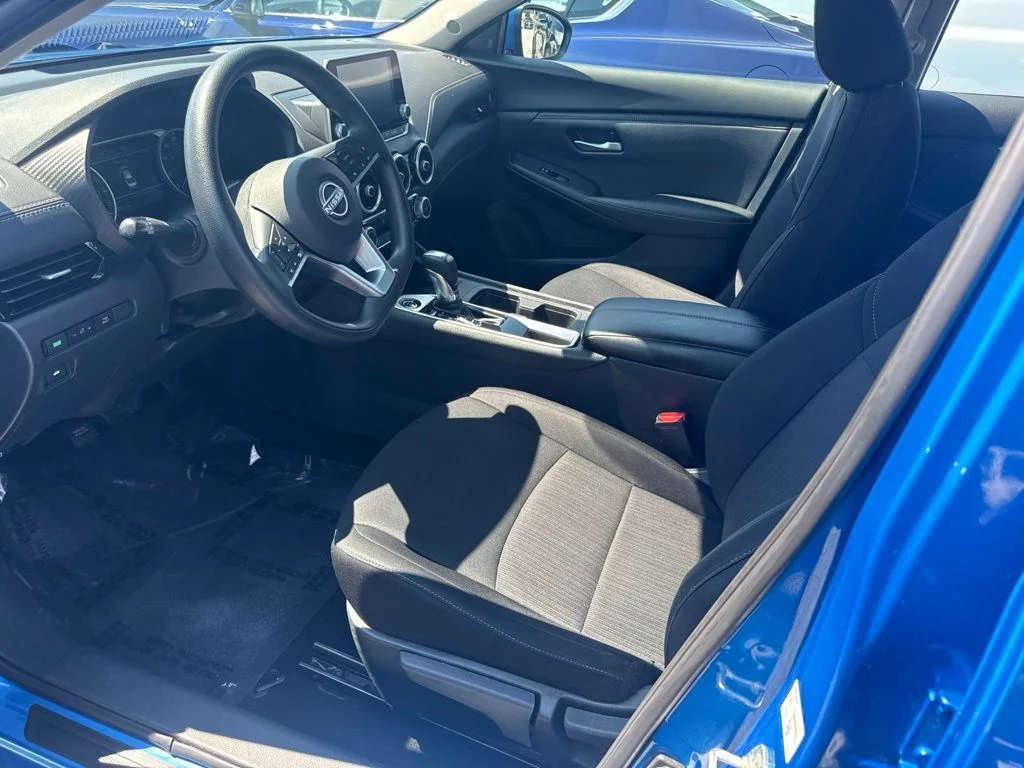Used 2024 Blue Nissan SV image 3