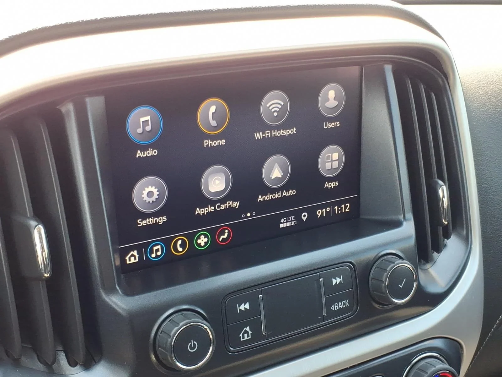 Used 2019 Quicksilver Metallic GMC 4WD SLE image 24