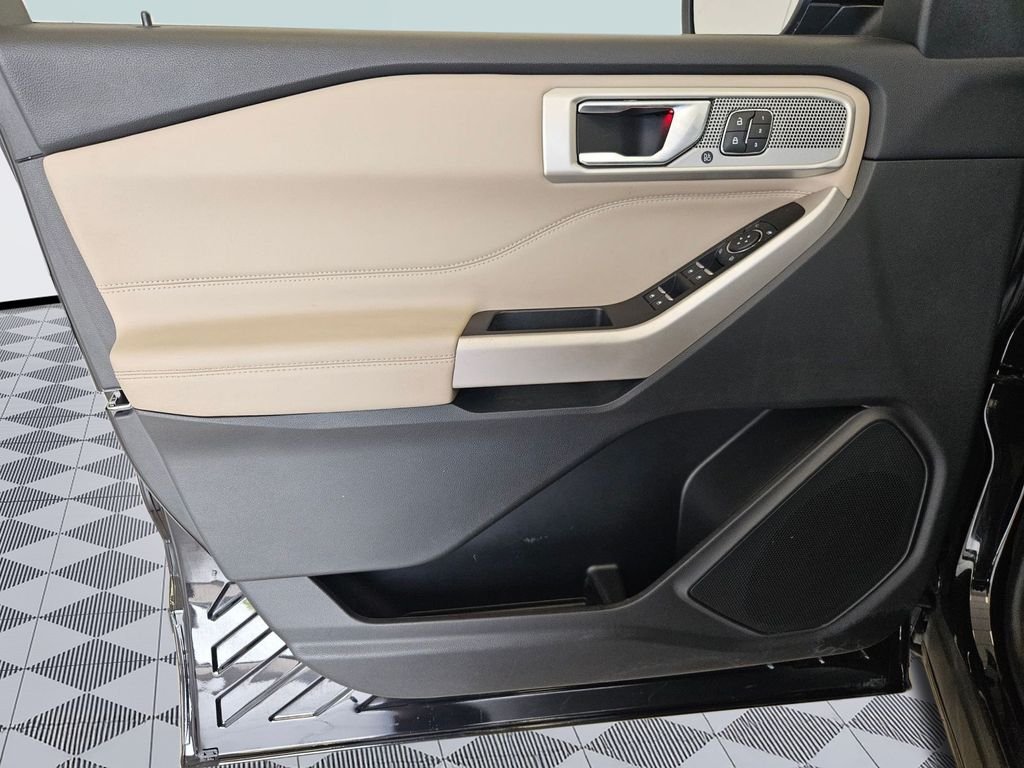 2022 Ford Explorer Limited - Photo 10