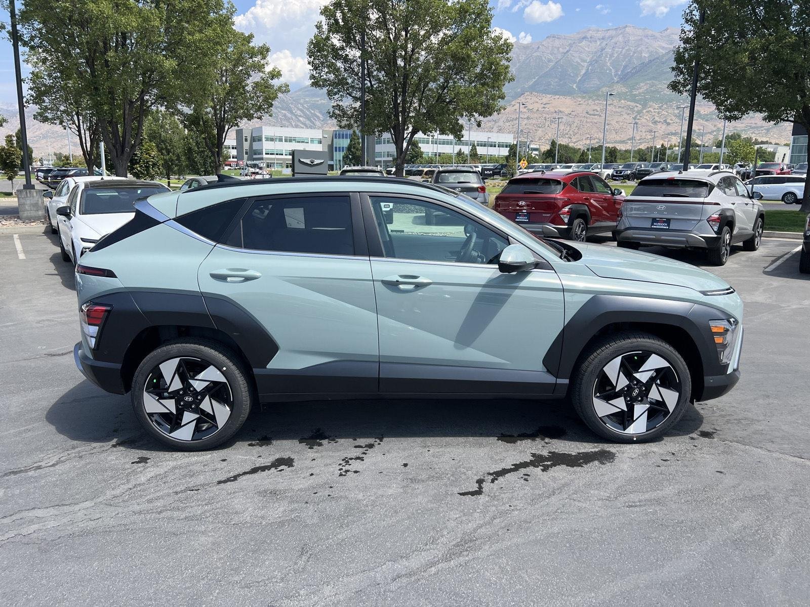 New 2027 Mirage Green Hyundai Limited image 4