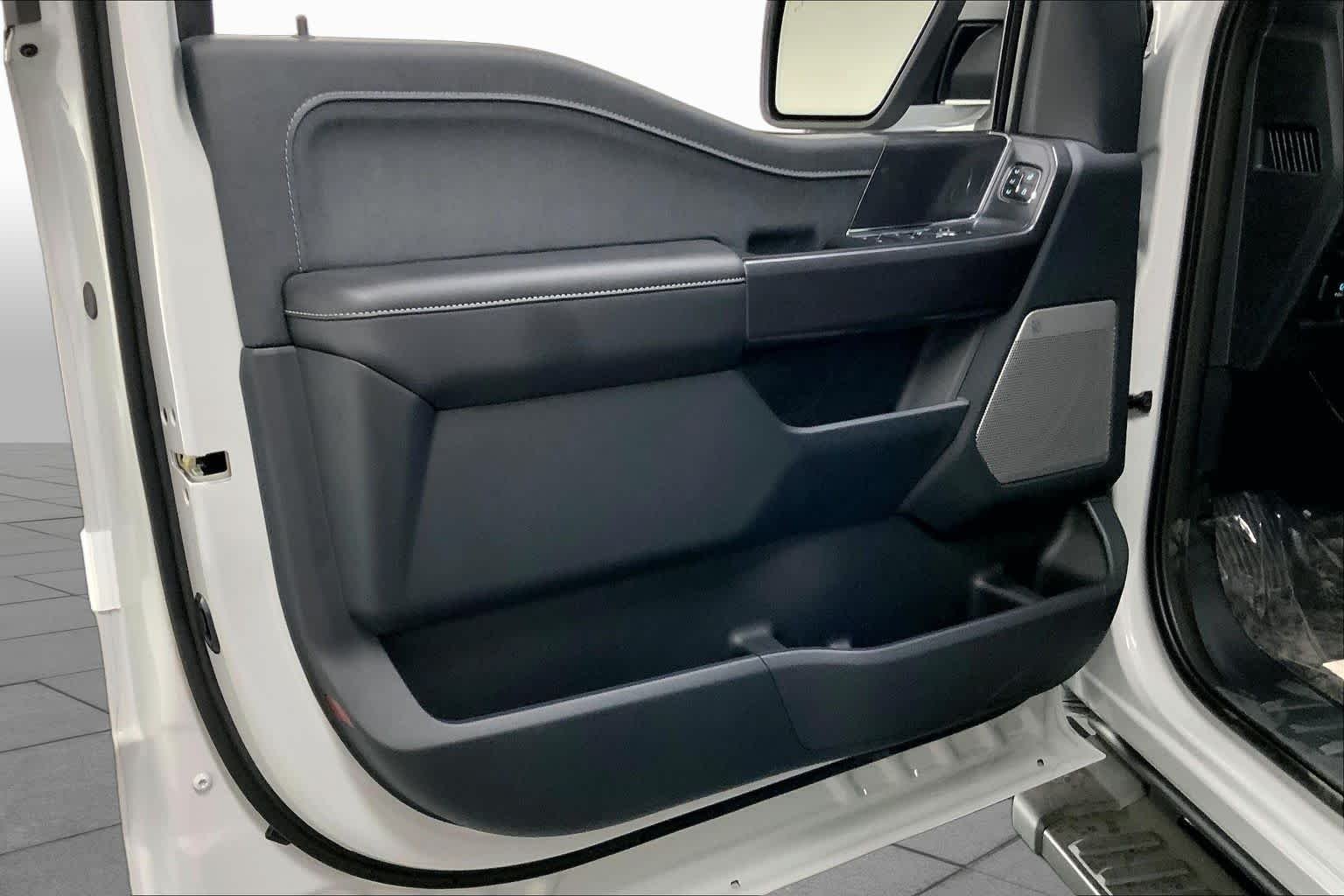 New 2026 Avalanche Ford Lariat® image 10