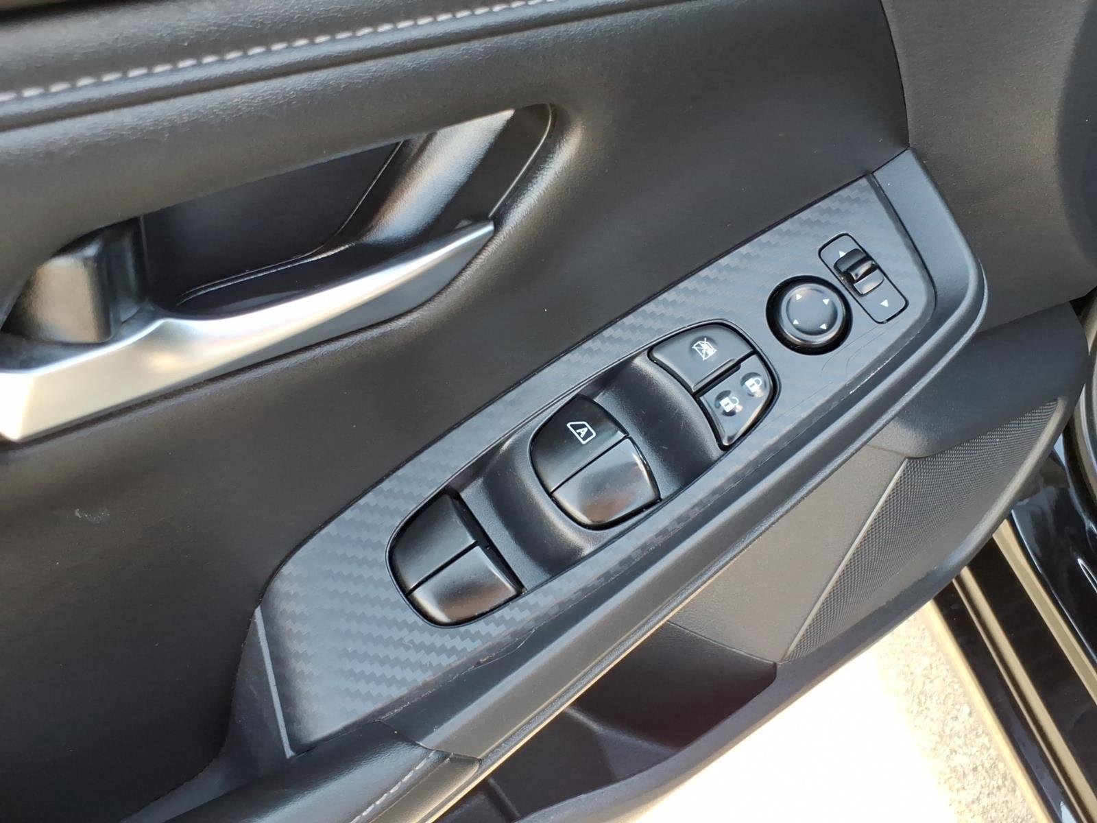 Used 2021 Super Black Nissan SV image 11