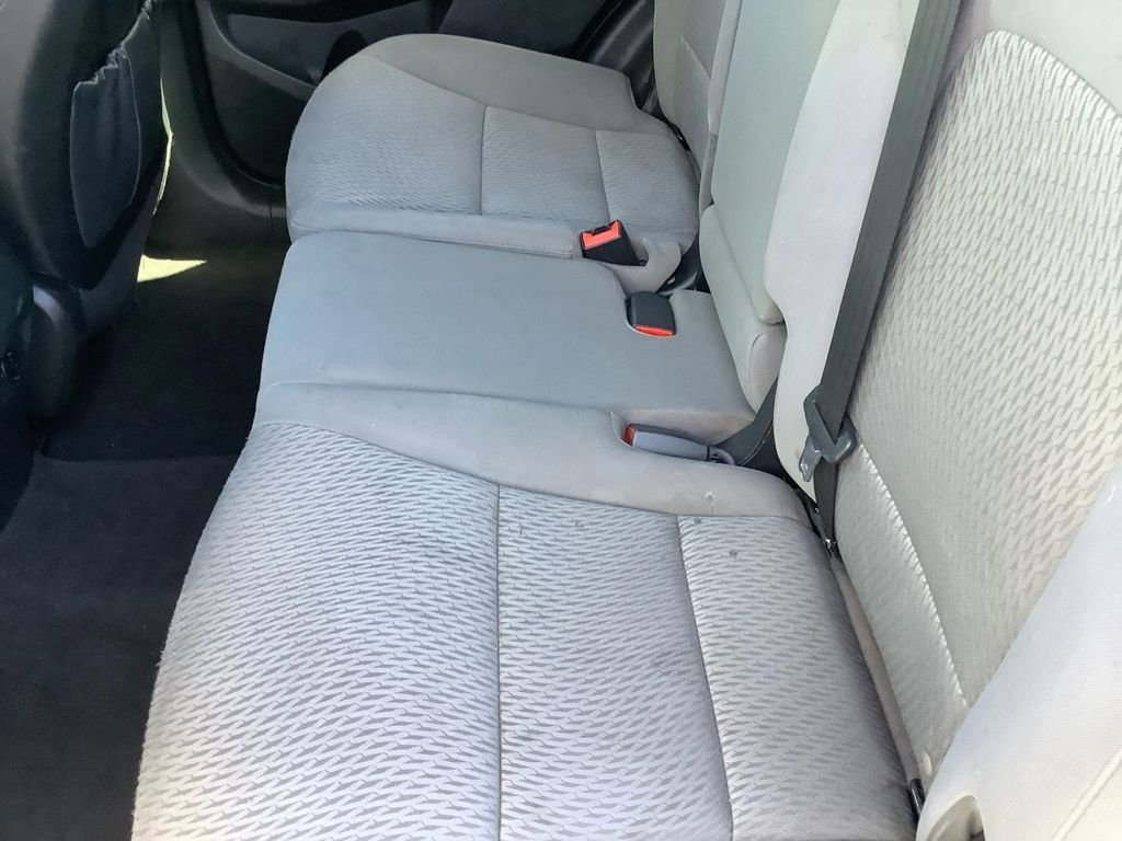 Used 2018 Silver Hyundai 2.4 Base image 19
