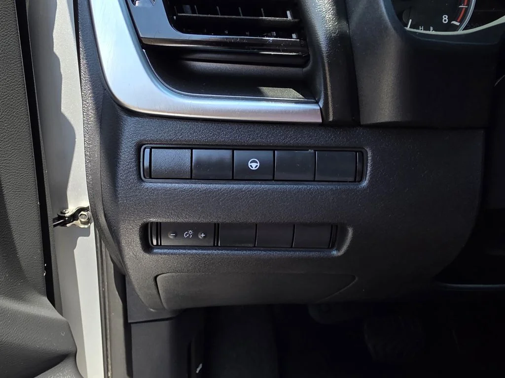 Used 2023 Silver Nissan SV image 26