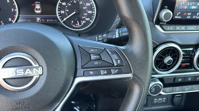 Used 2025  Nissan SV image 23