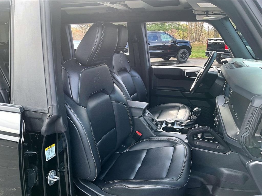 Used 2025 Black Ford Badlands image 11