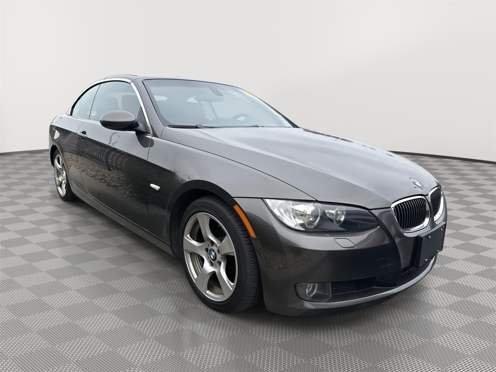 2009 BMW 3 Series 328i Convertible's photo
