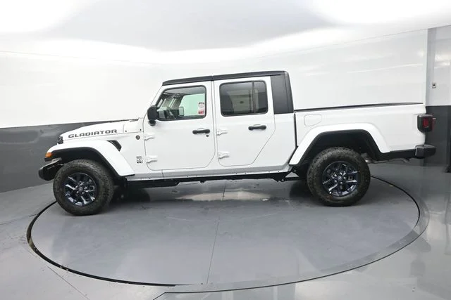 New 2026 Bright White Clear-Coat Exterior Paint Jeep 85th Anniversary Edition image 6