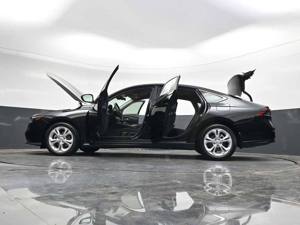 Used 2026  Honda LX image 41