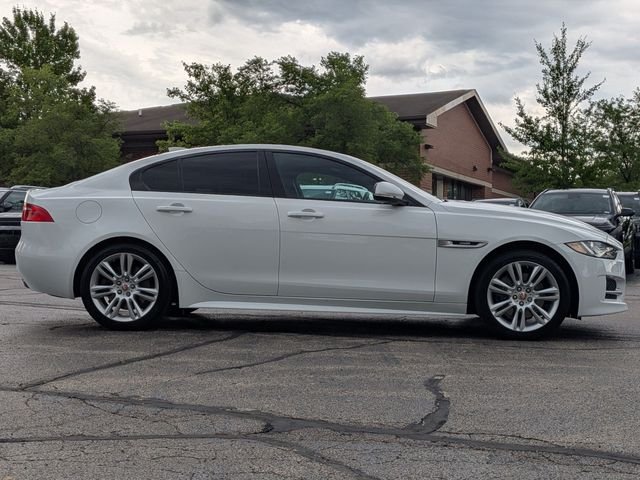 Used 2018 White Jaguar 25t R-Sport image 8