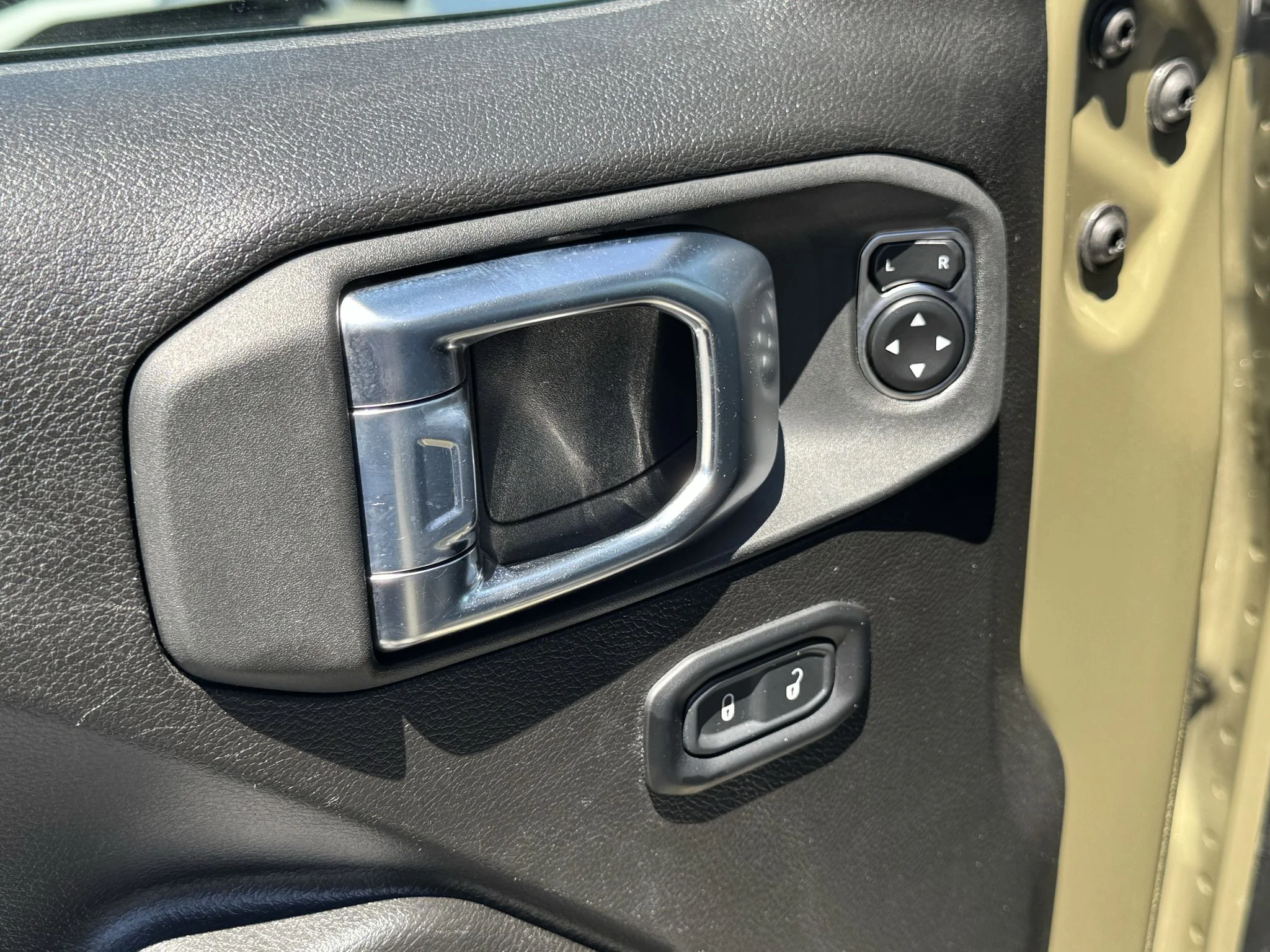 Used 2026 41 Jeep Rubicon image 13