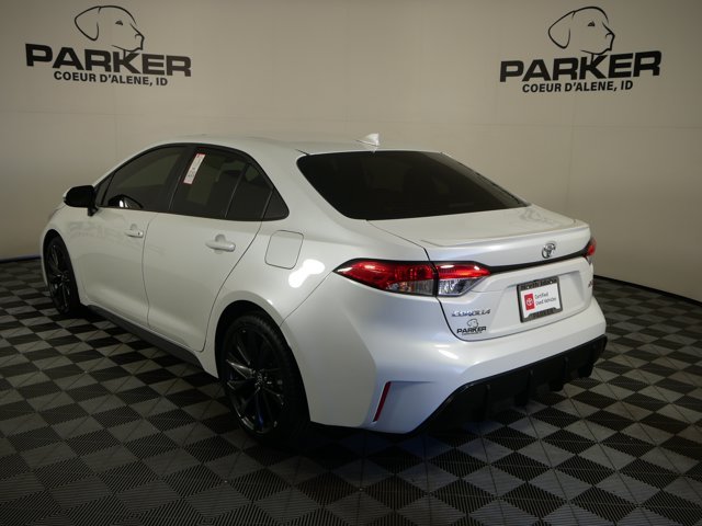 Used 2025 Wind Chill Pearl Toyota SE image 7