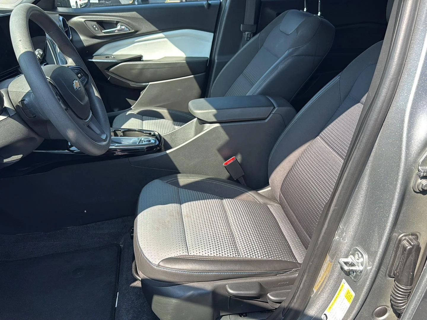 Used 2025 Sterling Gray Metallic Chevrolet LT image 10