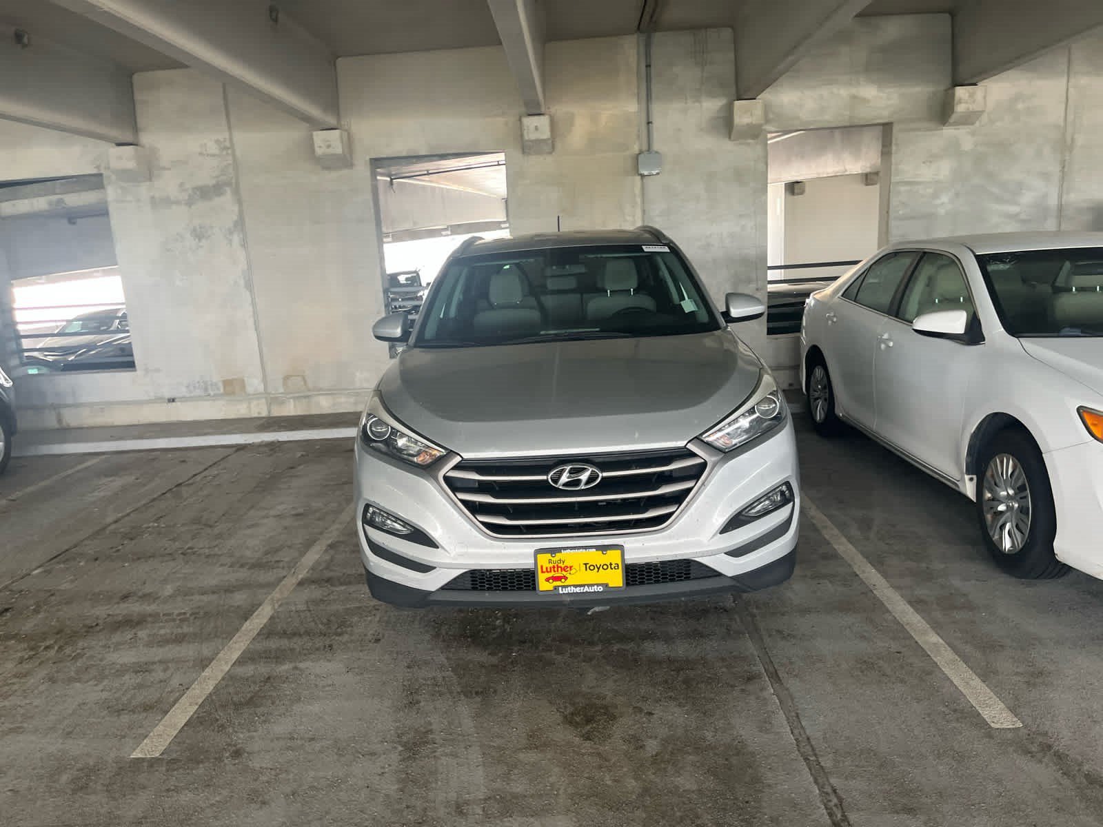 Used 2016 Hyundai Tucson SE with VIN KM8J33A49GU141274 for sale in Golden Valley, MN
