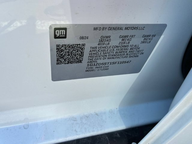 Used 2025 White Chevrolet LT image 21