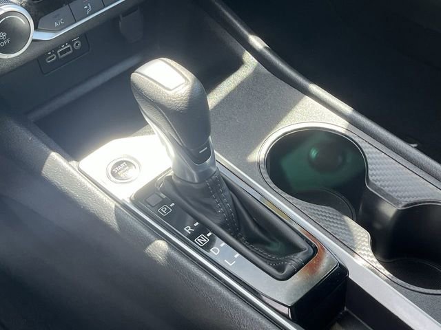 2025 Nissan Altima SV - Photo 14