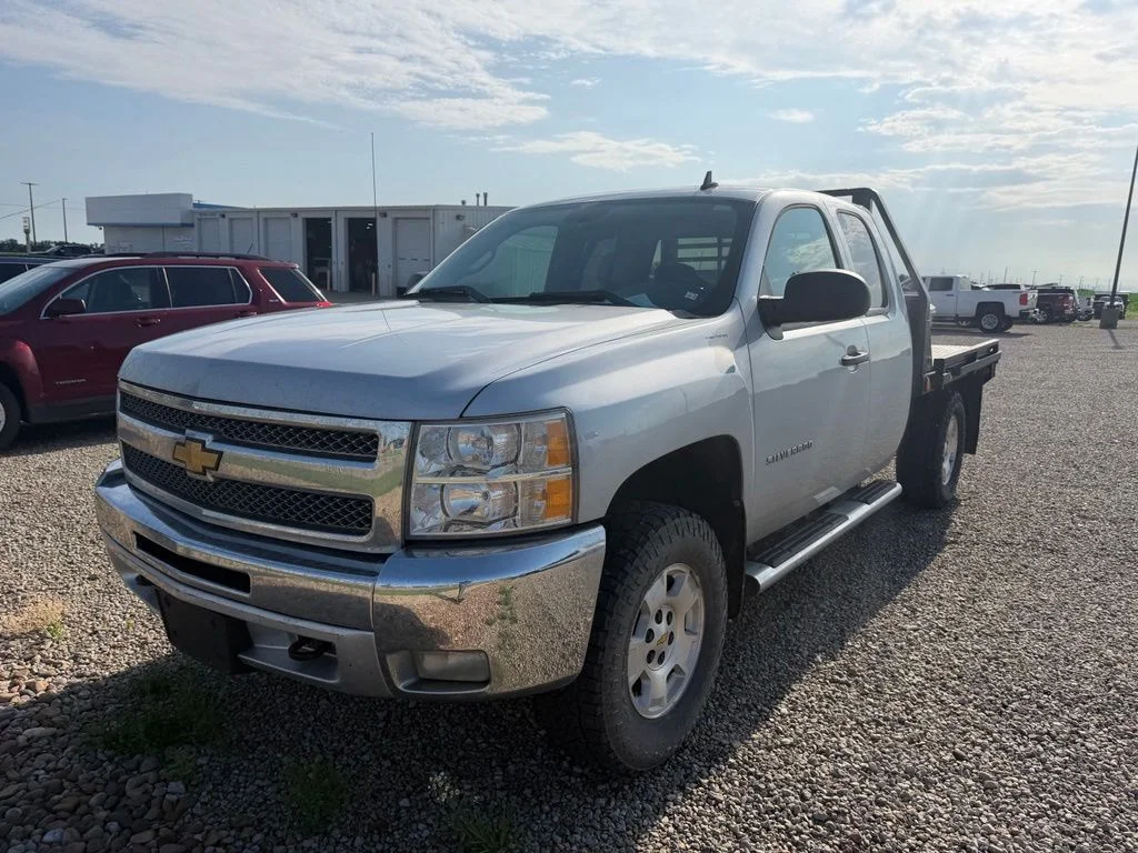 Used 2013 Chevrolet Silverado 1500 LT with VIN 1GCRKSE29DZ276671 for sale in McPherson, KS