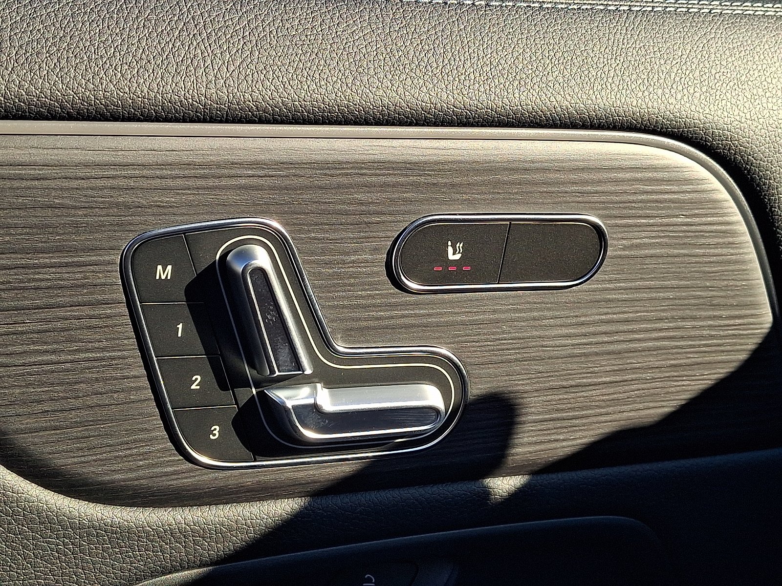 New 2026 Polar White Mercedes-Benz GLA 250 image 19