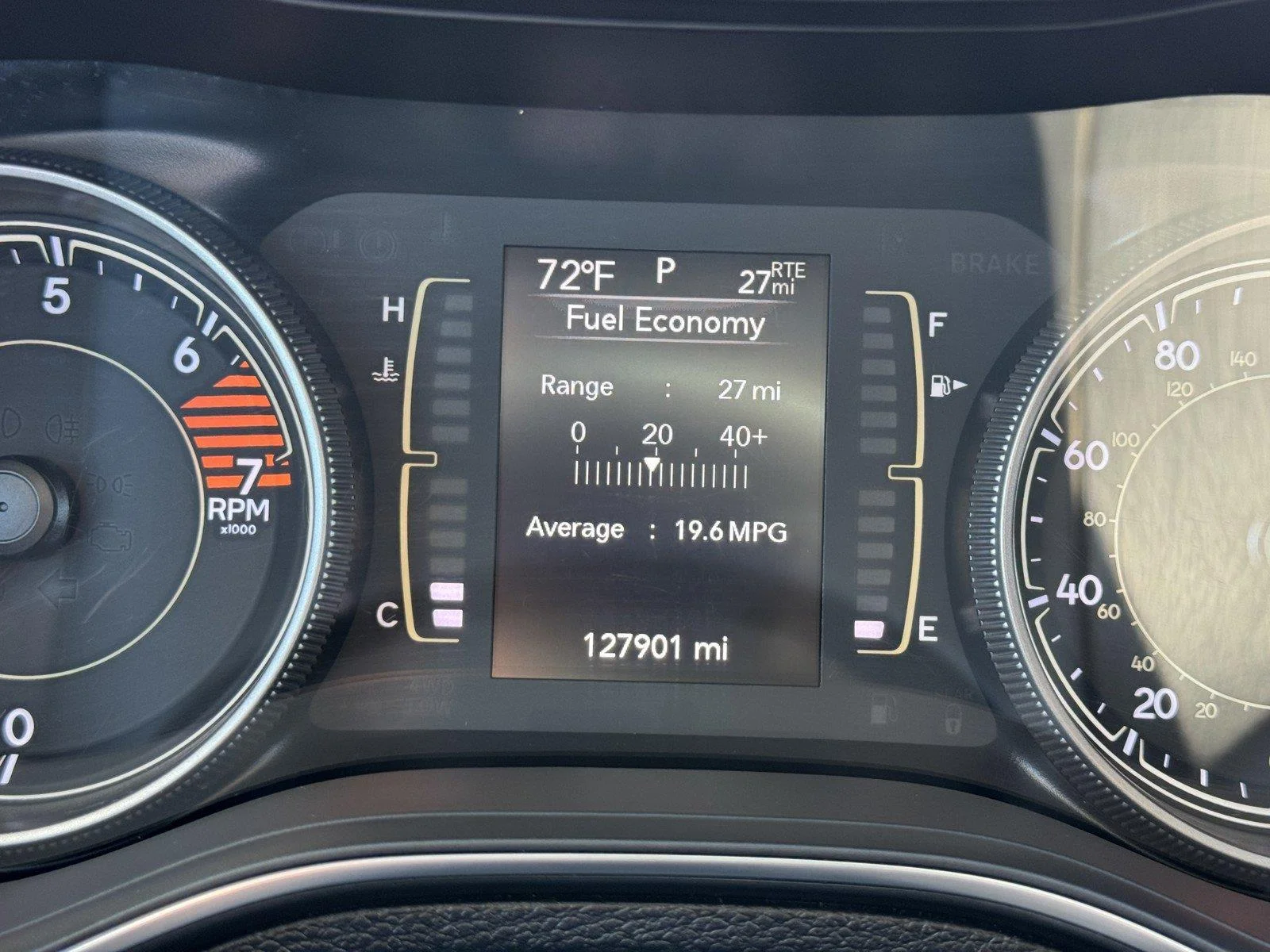 Used 2019 Diamond Black Crystal Pearlcoat Jeep Latitude image 21