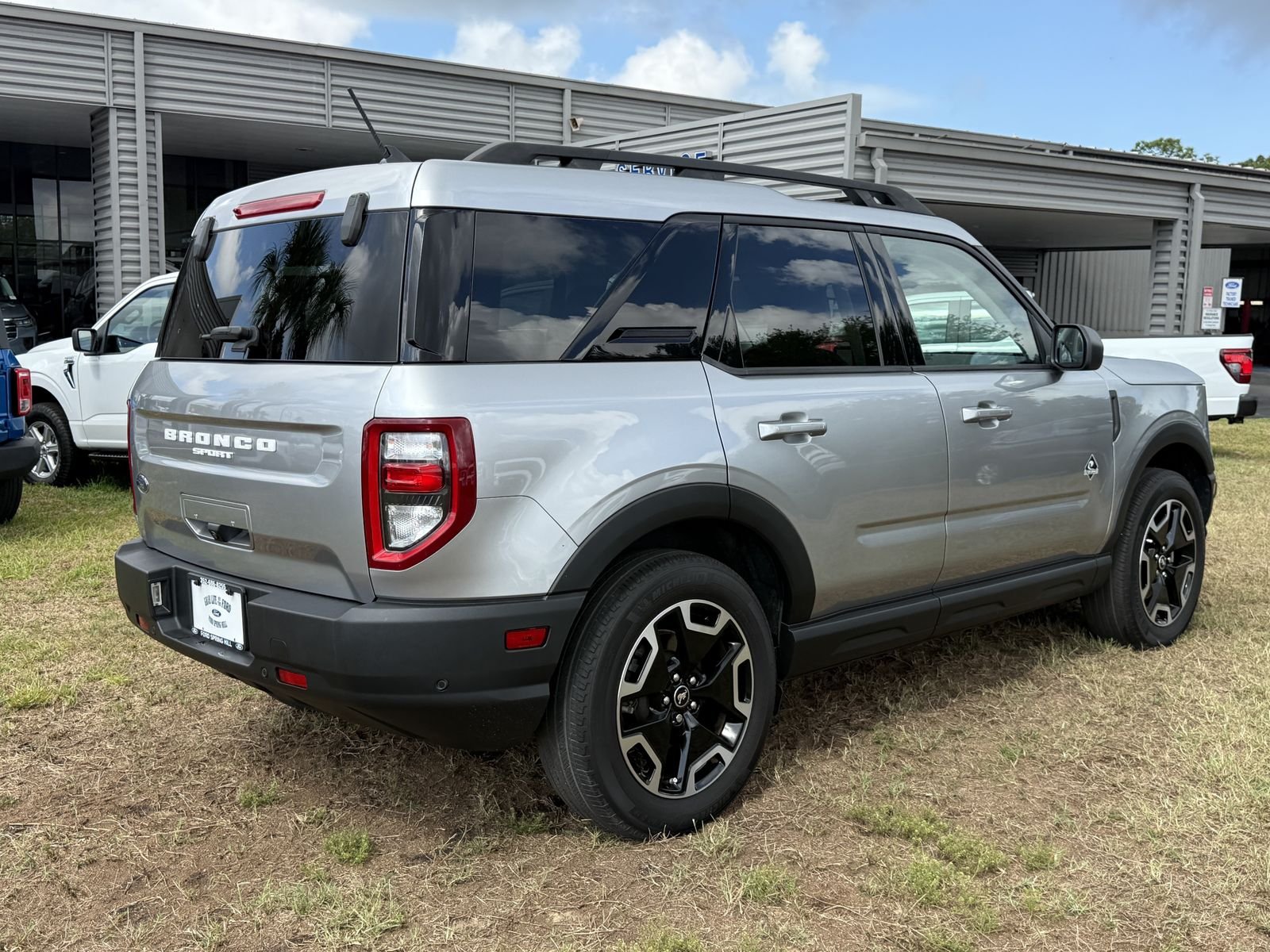 Certified Used 2023 Silver Metallic Ford Outer Banks image 5