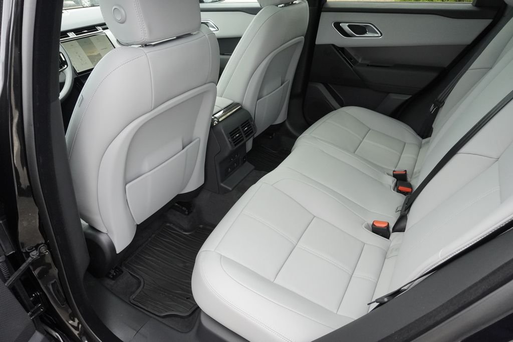 New 2026 Santorini Black Land Rover S image 29