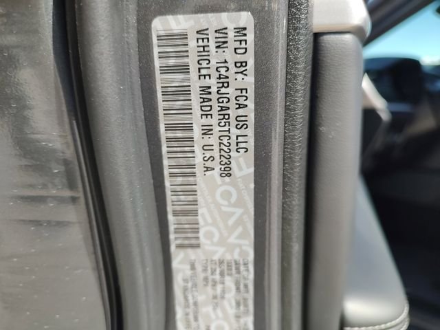 New 2026 Baltic Gray Metallic Clear-Coat Exterior Paint Jeep Altitude image 34