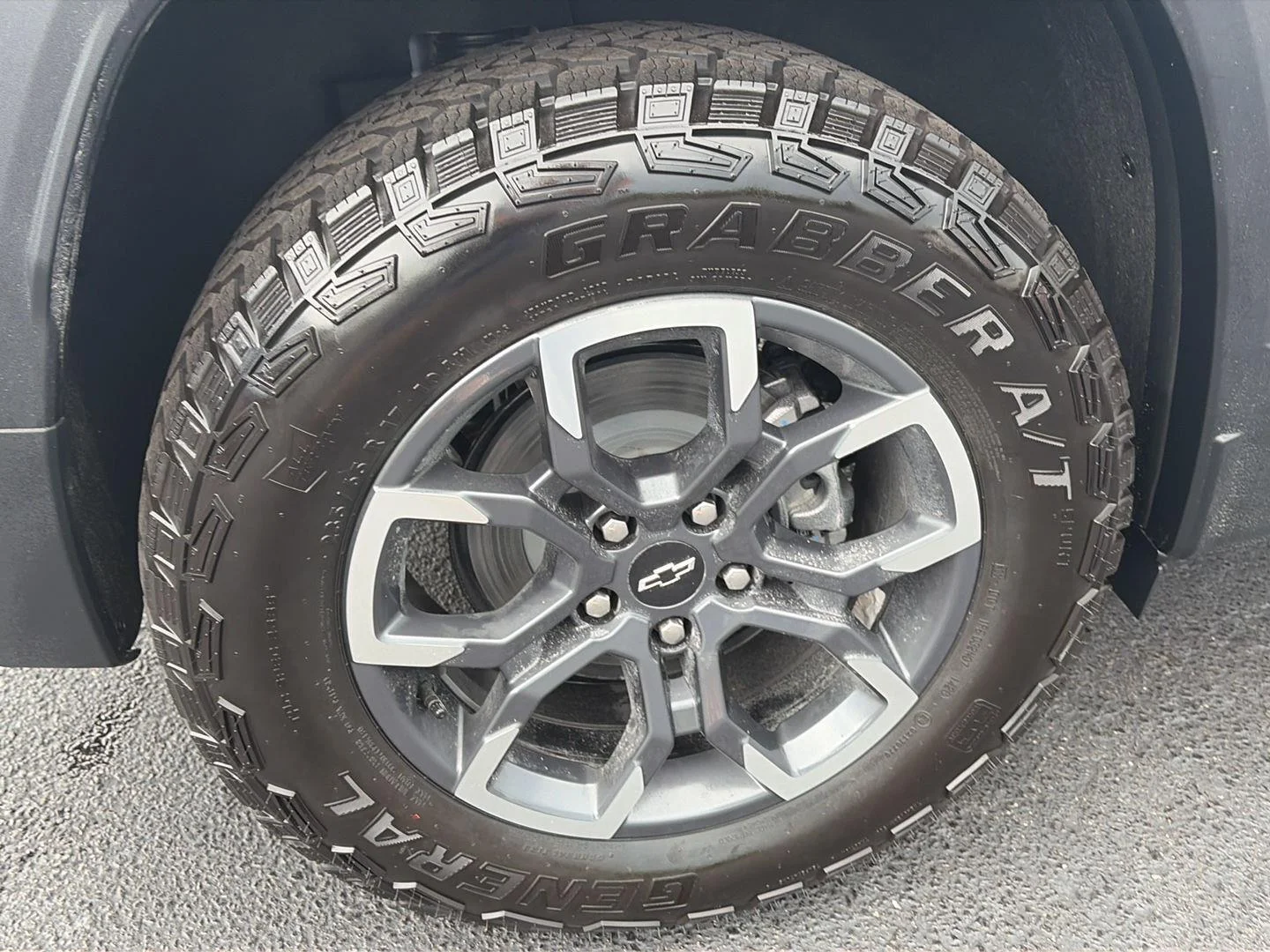 2027 Chevrolet Equinox ACTIV - Photo 39