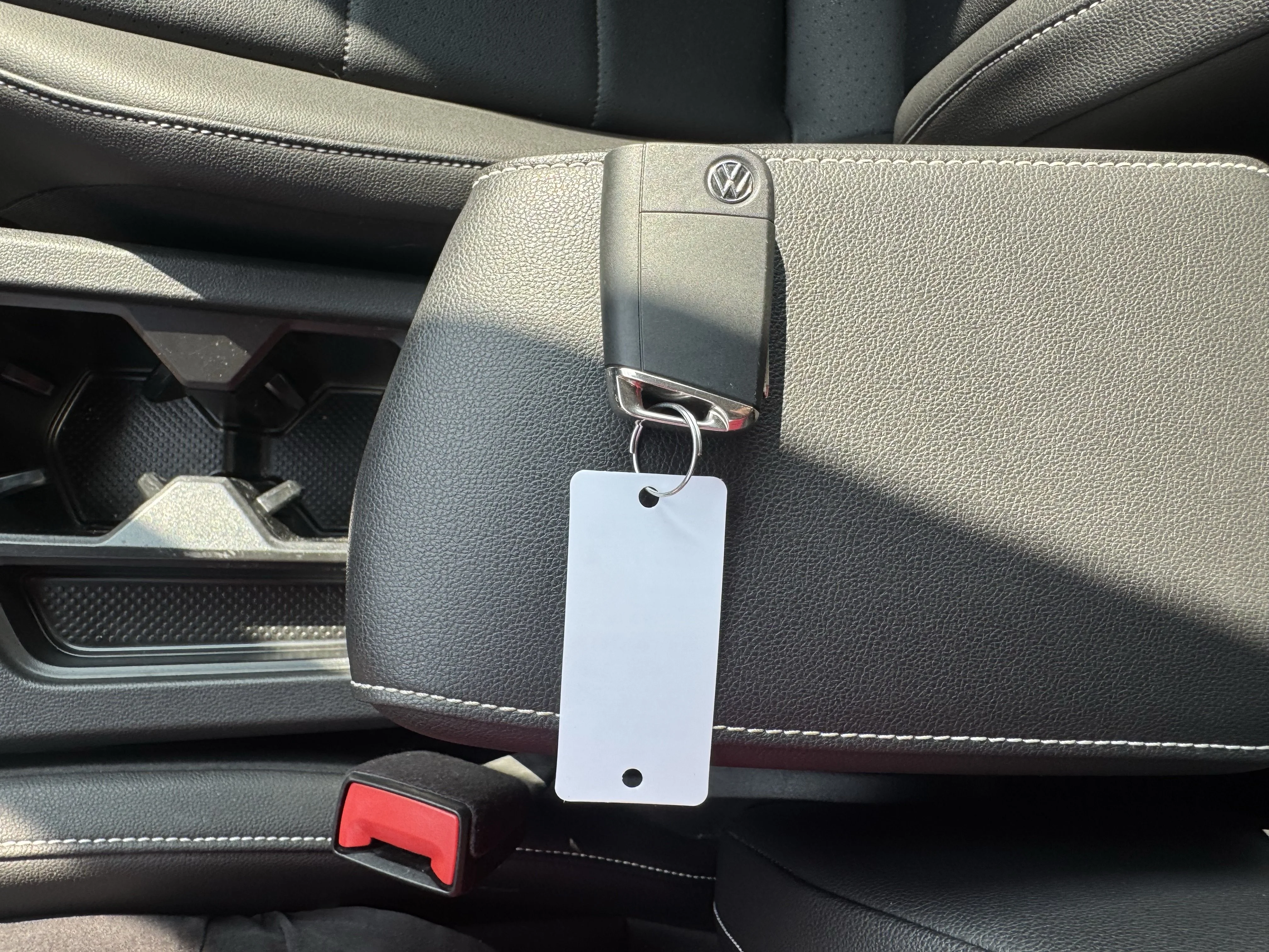 Used 2021 Platinum Gray Metallic Volkswagen SE image 27