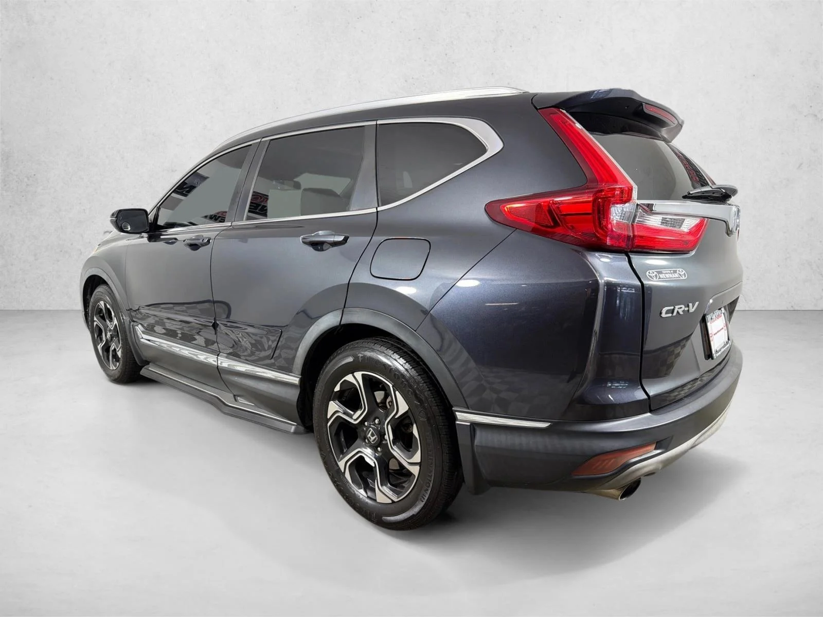 Used 2019 Silver Honda Touring image 7