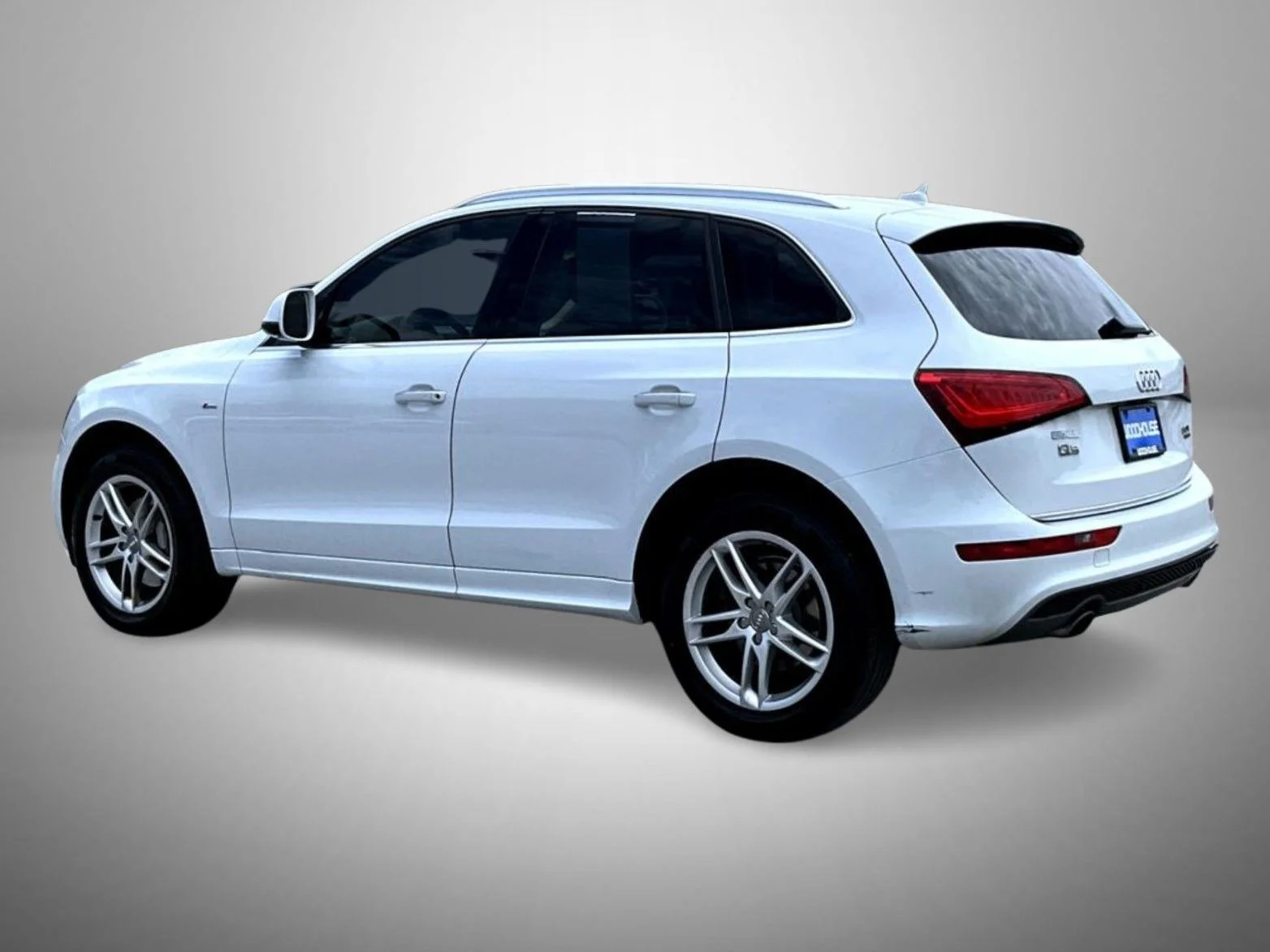 Used 2015 White Audi 3.0T Prestige image 7