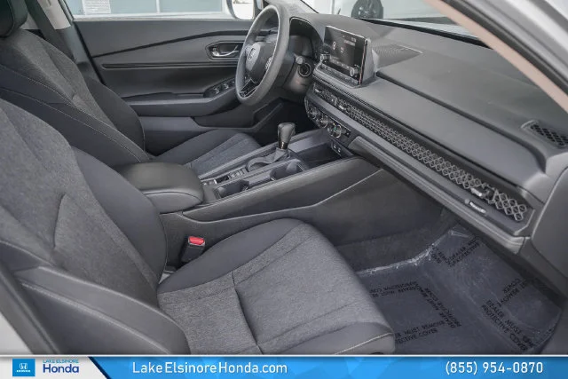 Used 2023 Lunar Silver Metallic Honda EX image 18