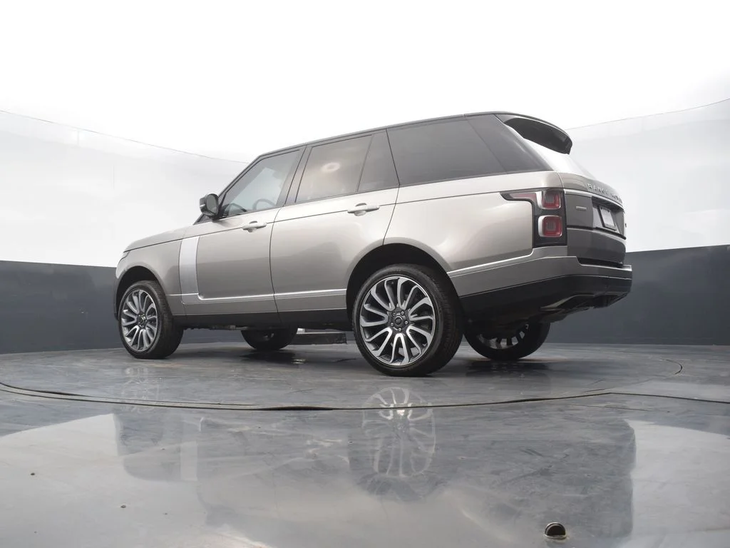 Used 2019 Silver Land Rover 5.0L V8 Supercharged Autobiography image 49