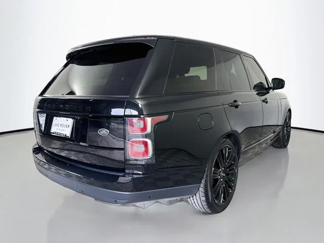 Used 2022 Santorini Black Metallic Land Rover Westminster image 5