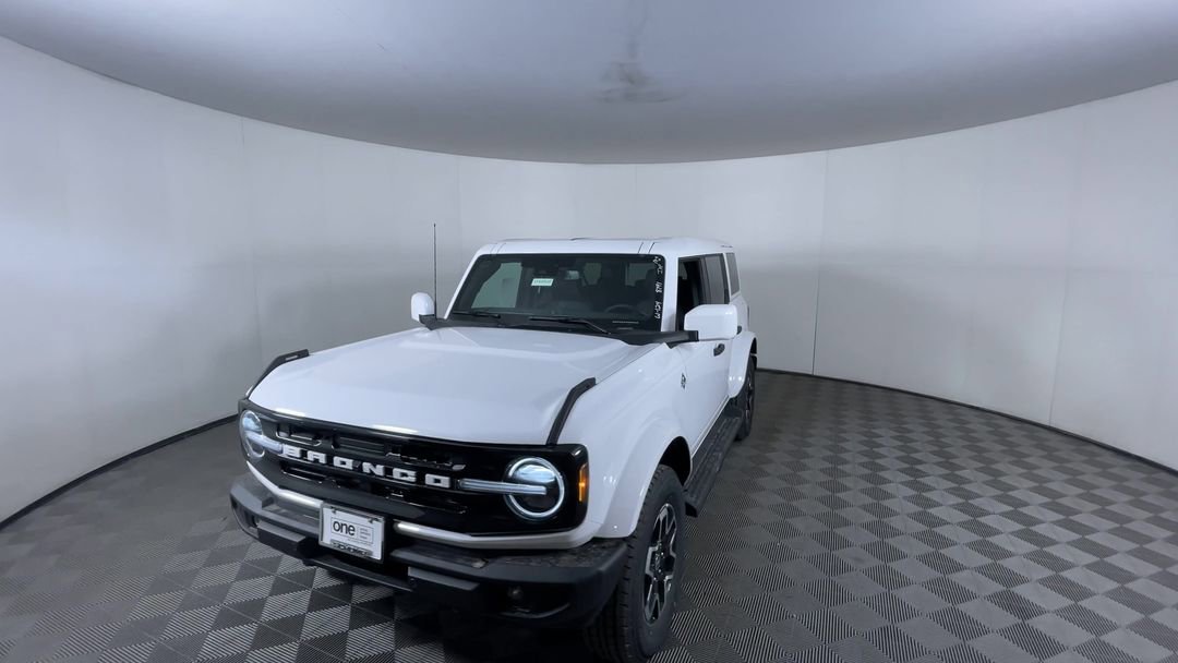 New 2026 Oxford White Ford Outer Banks image 3