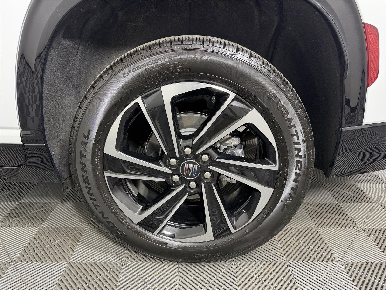 2026 Buick Enclave Sport Touring - Photo 20