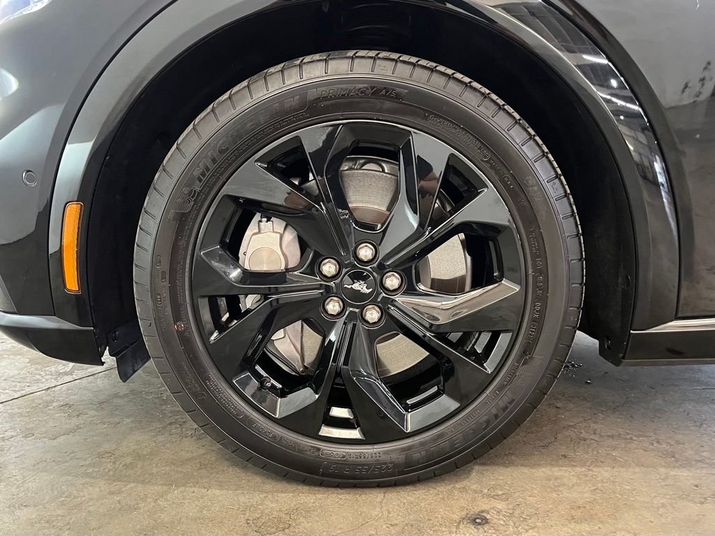 Certified Used 2023 Black Ford Premium image 16