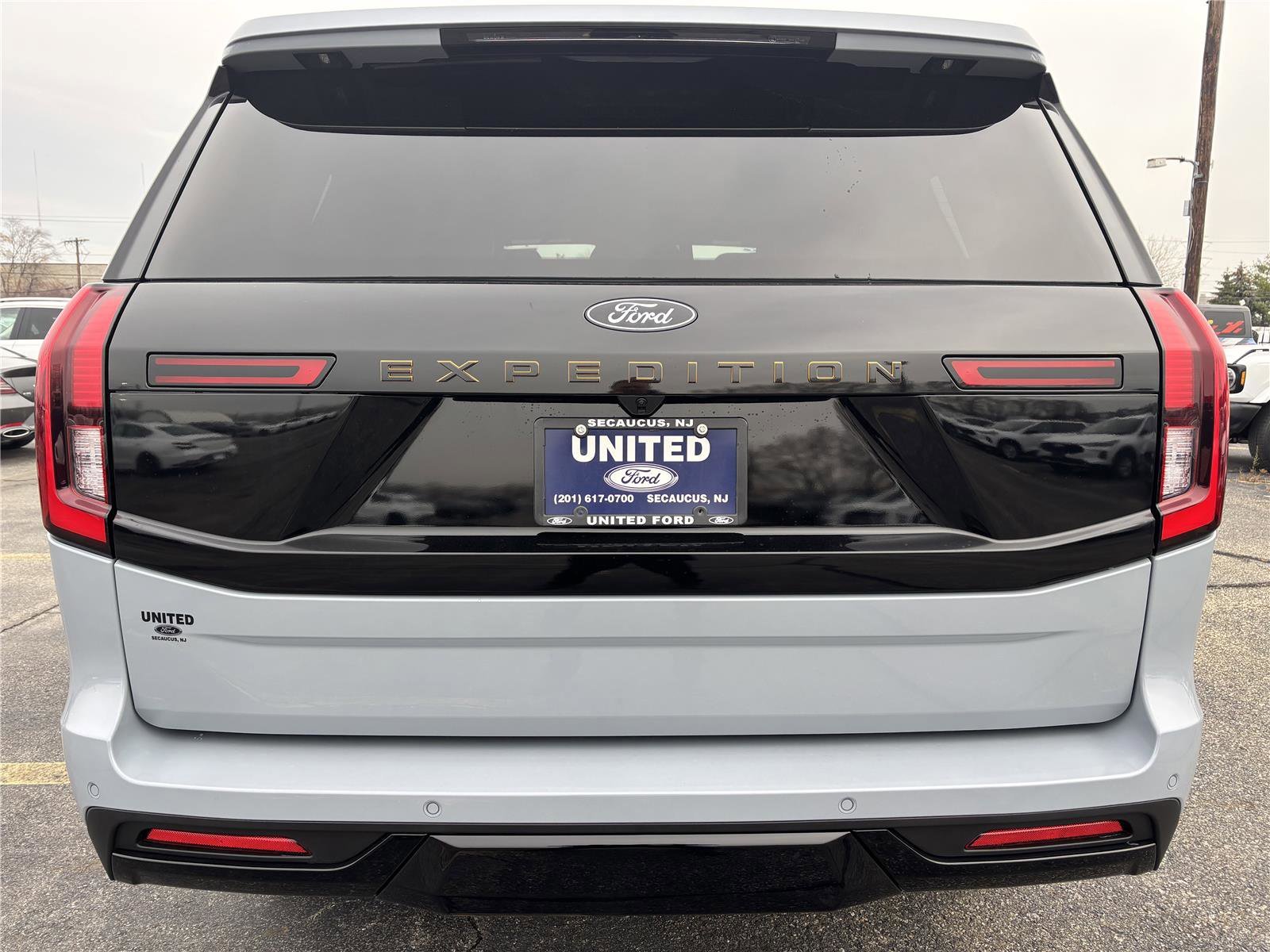 2025 Ford Expedition Tremor - Photo 10