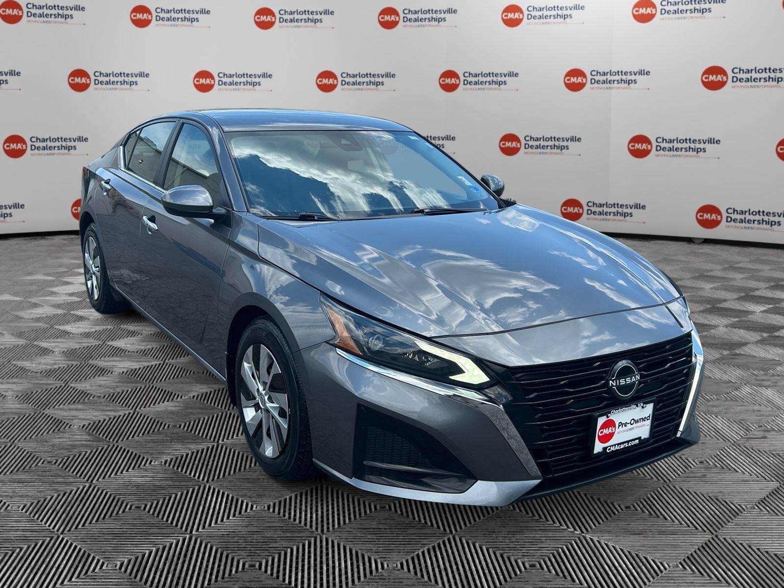 Used 2023 Gun Metallic Nissan 2.5 S image 7