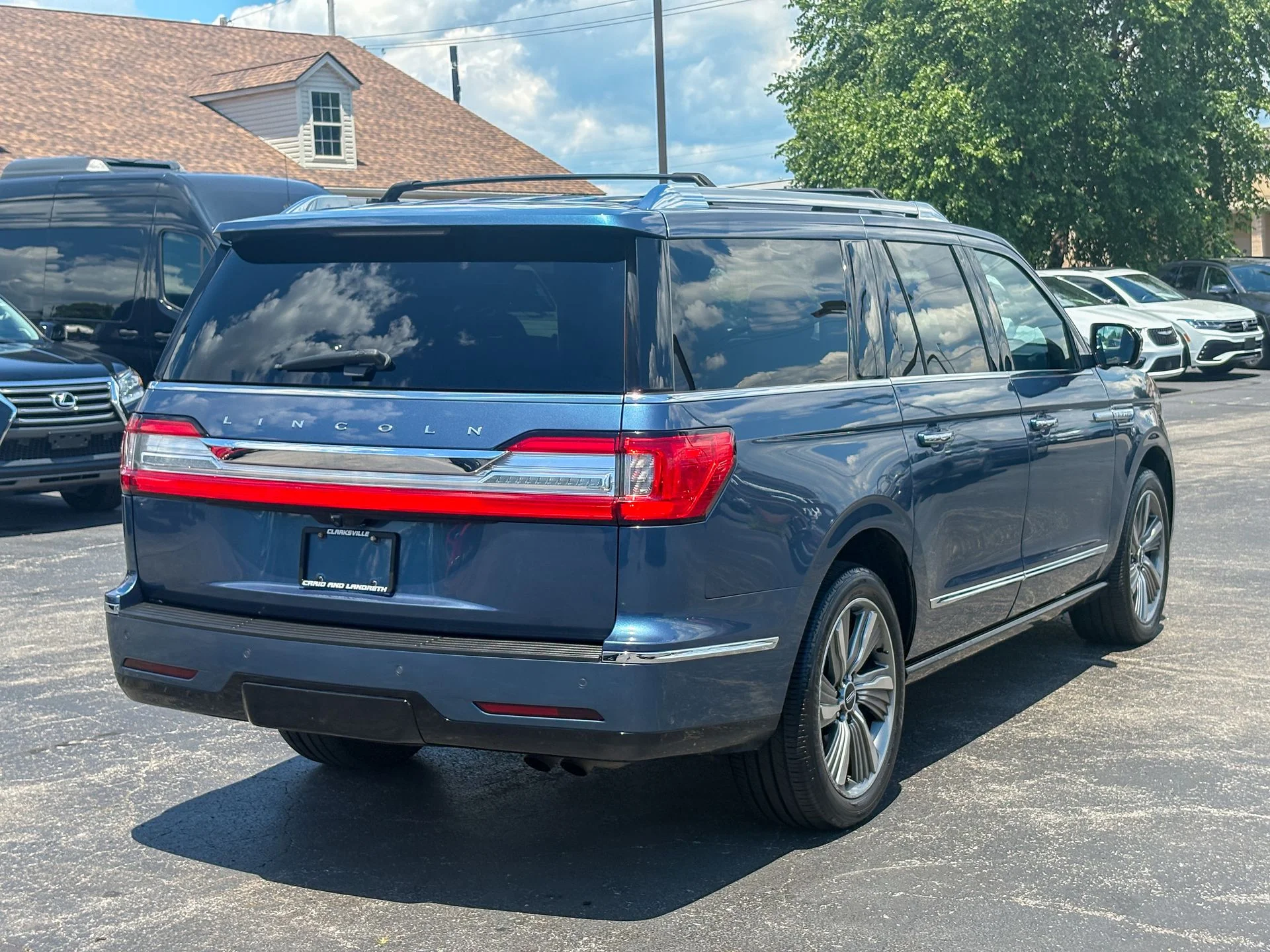 2018 Lincoln Navigator Select - Photo 17