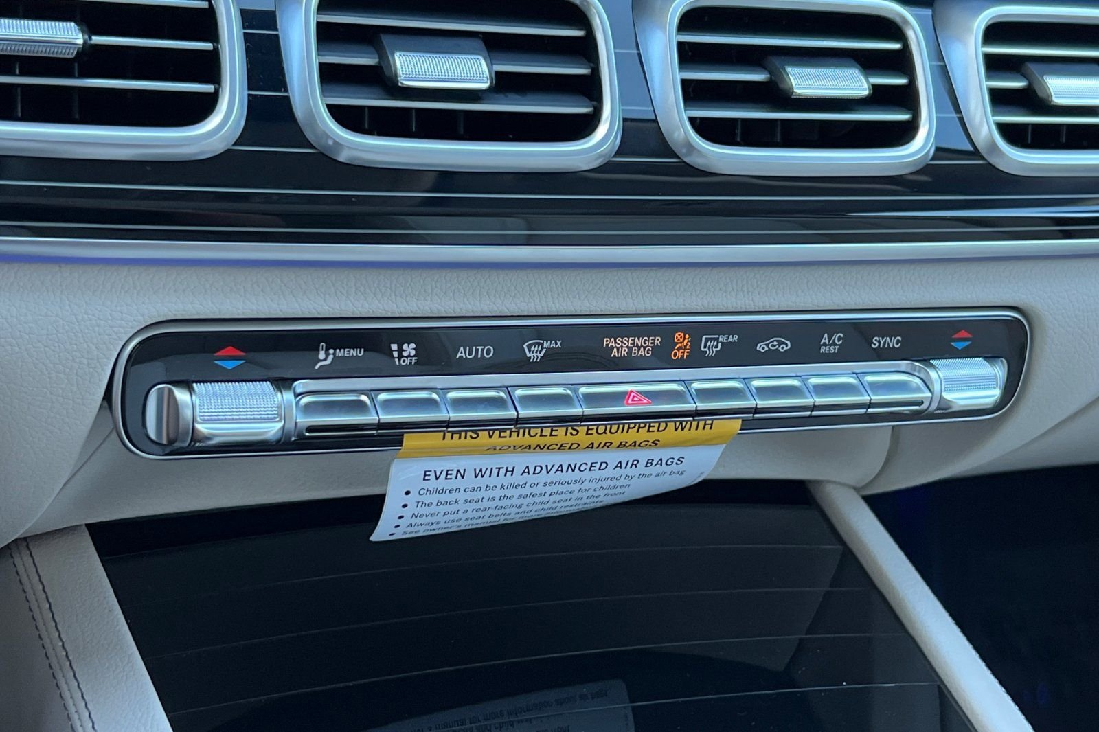 New 2026 Polar White Mercedes-Benz 450 image 23