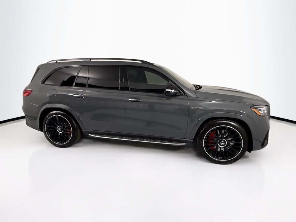 New 2026 MANUFAKTUR Silicon Grey Mercedes-Benz GLS 63 AMG® image 4