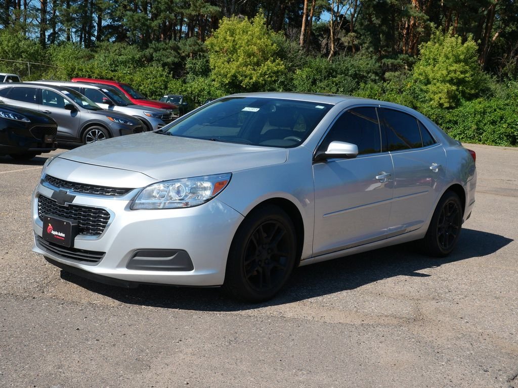 Used 2014 Silver Chevrolet LT image 2