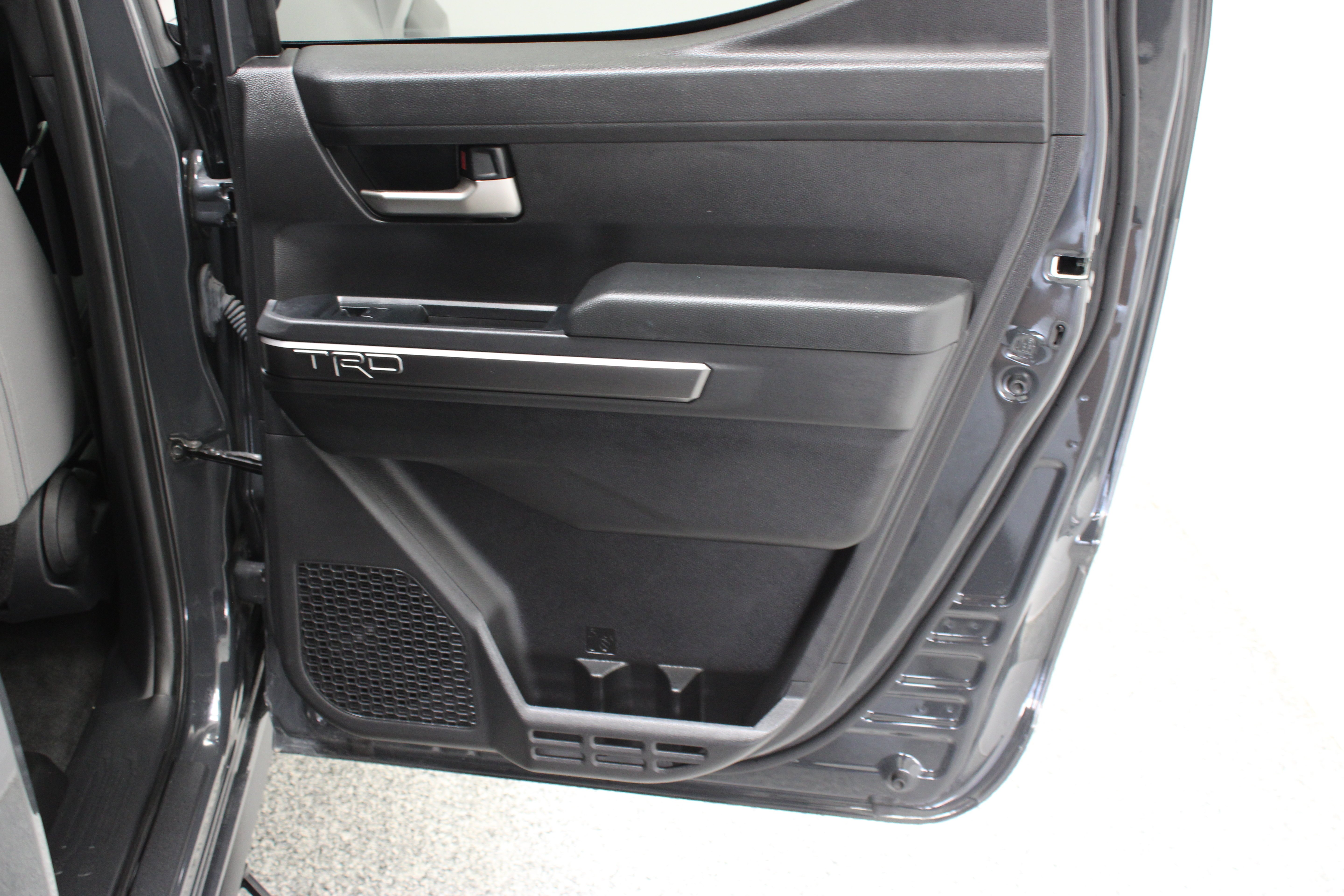 Used 2025 Underground Toyota TRD Off Road Hybrid 2.4T image 32