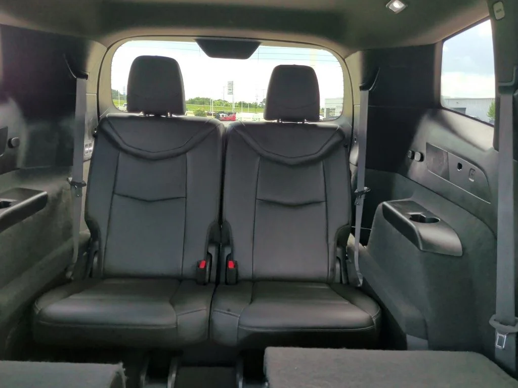 Used 2020 Silver Cadillac Premium Luxury image 38
