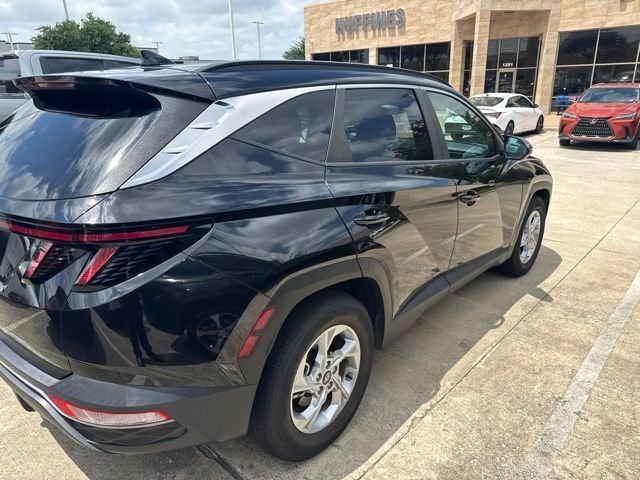 Used 2023 Black Hyundai SEL image 7