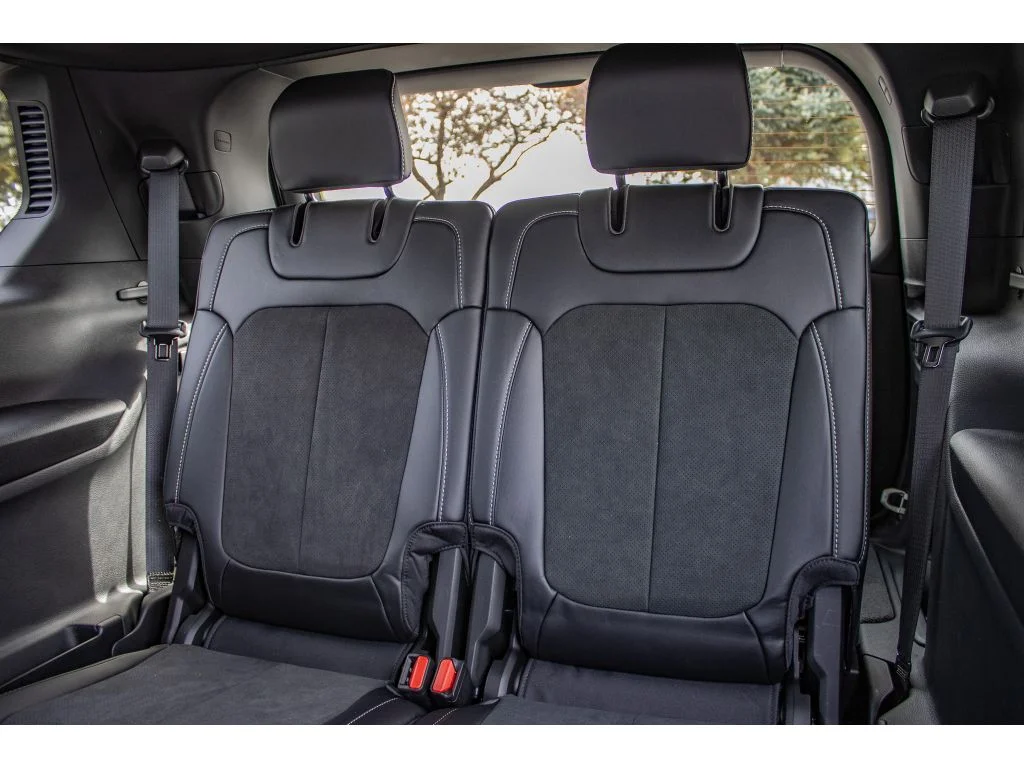 New 2026 SILVER ZYNITH Jeep Laredo Altitude image 20