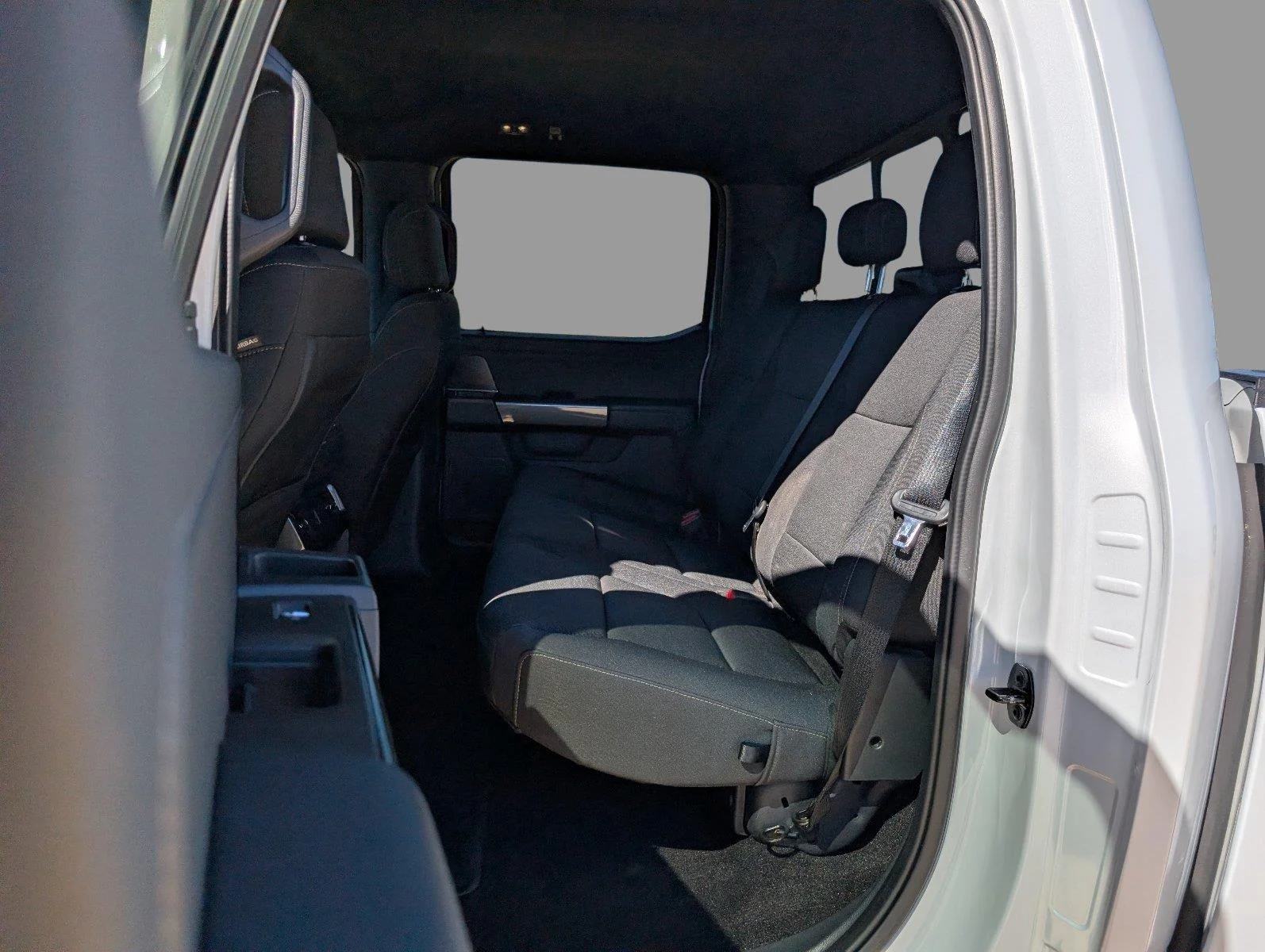Used 2021 Space White Ford XLT image 20
