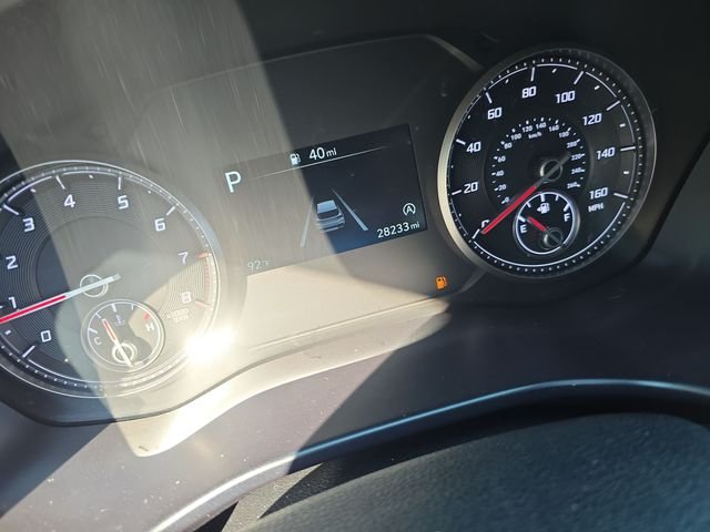 Used 2021 Gray Hyundai SE image 19