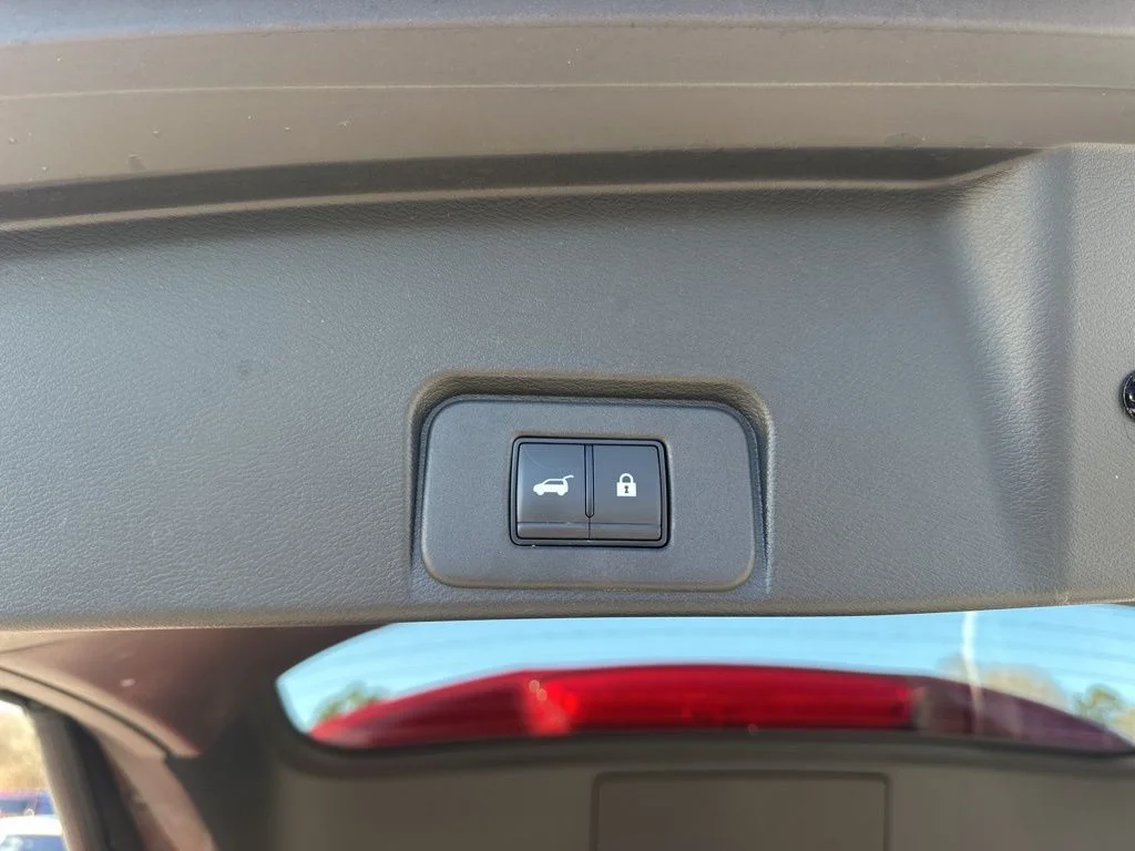 Used 2024 Red Nissan SL image 30