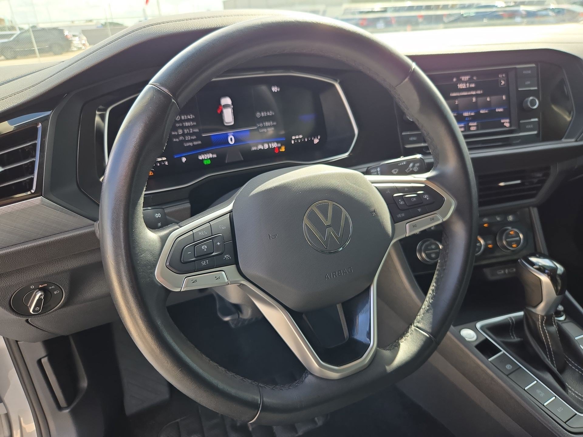 Used 2024 Silver Volkswagen SE image 16